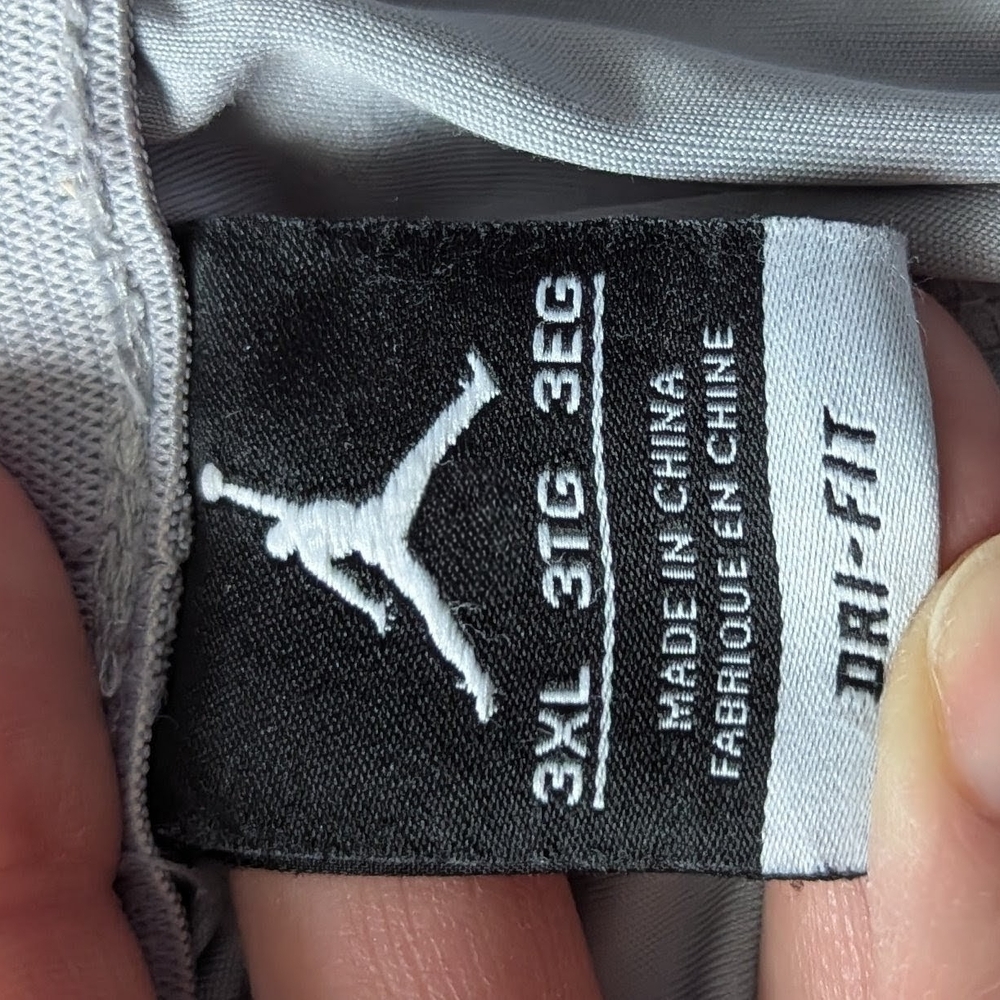 Jordan Men's Gray and Black Athletic Shorts - Picture 3 of 3